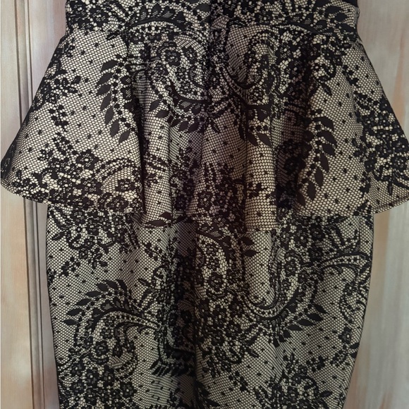 Vintage BeBe Black and Beige Peplum Dress - Picture 3 of 4